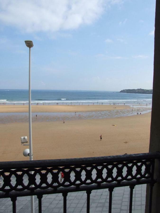 Vivienda En Gijon Frente Al Mar Villa Exteriör bild