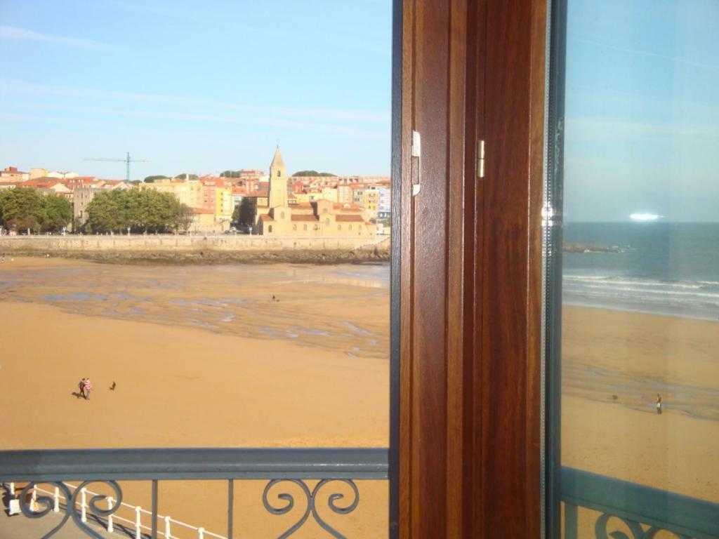 Vivienda En Gijon Frente Al Mar Villa Exteriör bild