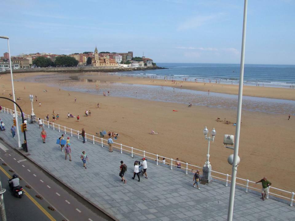 Vivienda En Gijon Frente Al Mar Villa Exteriör bild